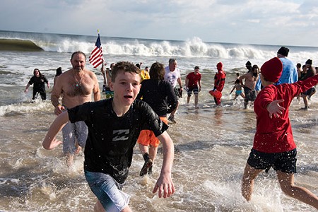 Freezing for the faith: More than 1,000 take plunge to support Catholic education